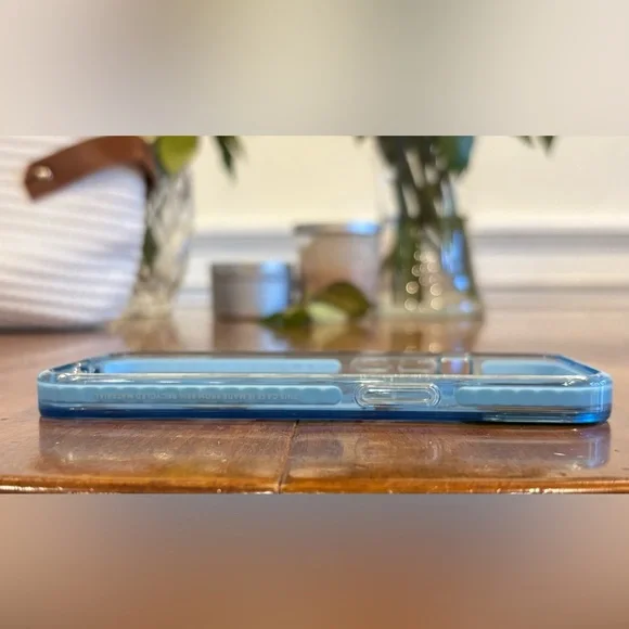 Casetify iPhone 13 Impact
Case Bodil Jane Exotic Fruit
Clear Blue - Picture 5 of 10